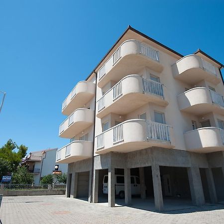 Apartments Lucia Podstrana Extérieur photo
