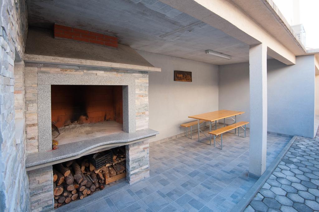 Apartments Lucia Podstrana Extérieur photo