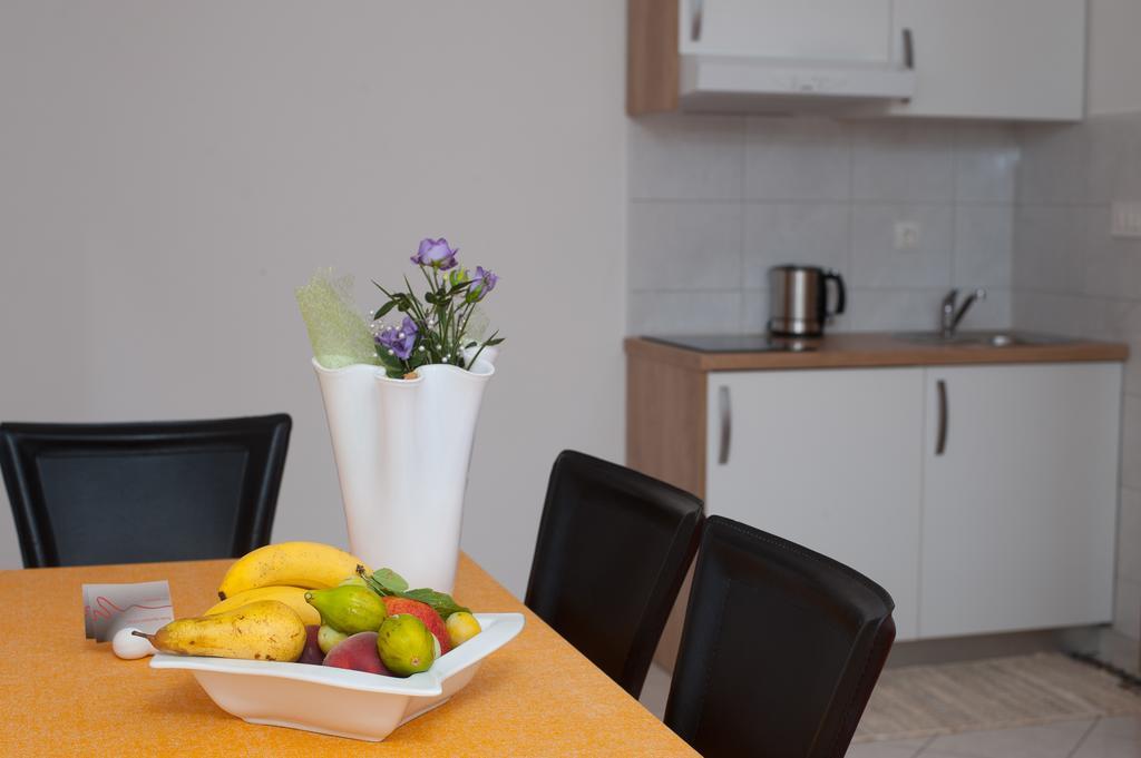 Apartments Lucia Podstrana Extérieur photo