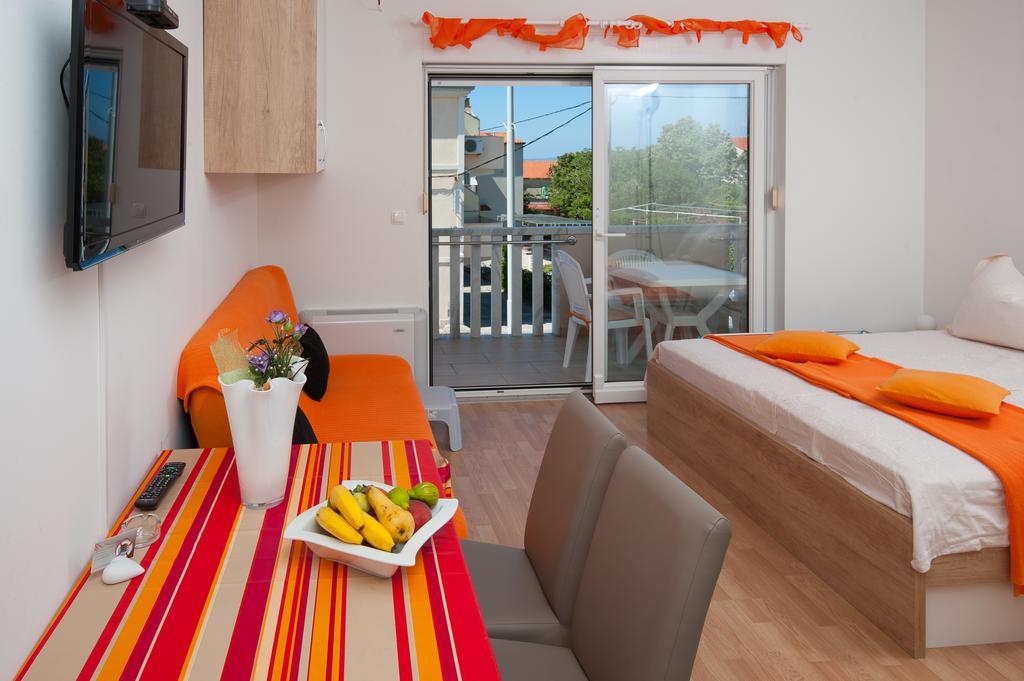 Apartments Lucia Podstrana Extérieur photo
