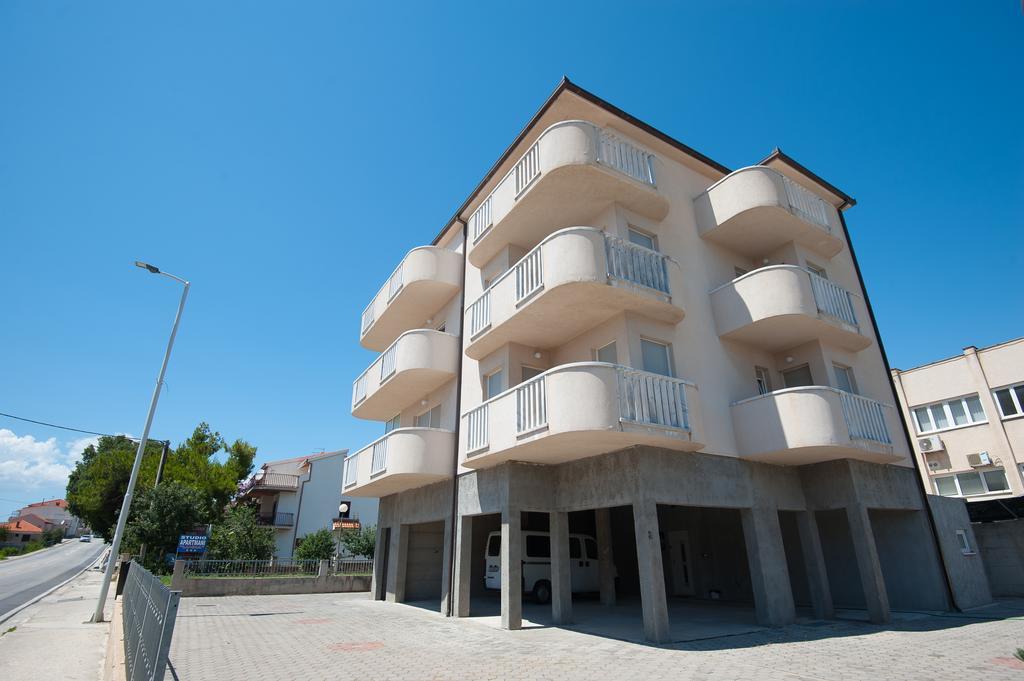 Apartments Lucia Podstrana Extérieur photo